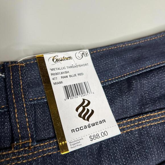 Rocawear Men’s Denim Shorts Size 38 Raw Blue Red Paint Graphic NWT $88 Hip Hop - Picture 5 of 12